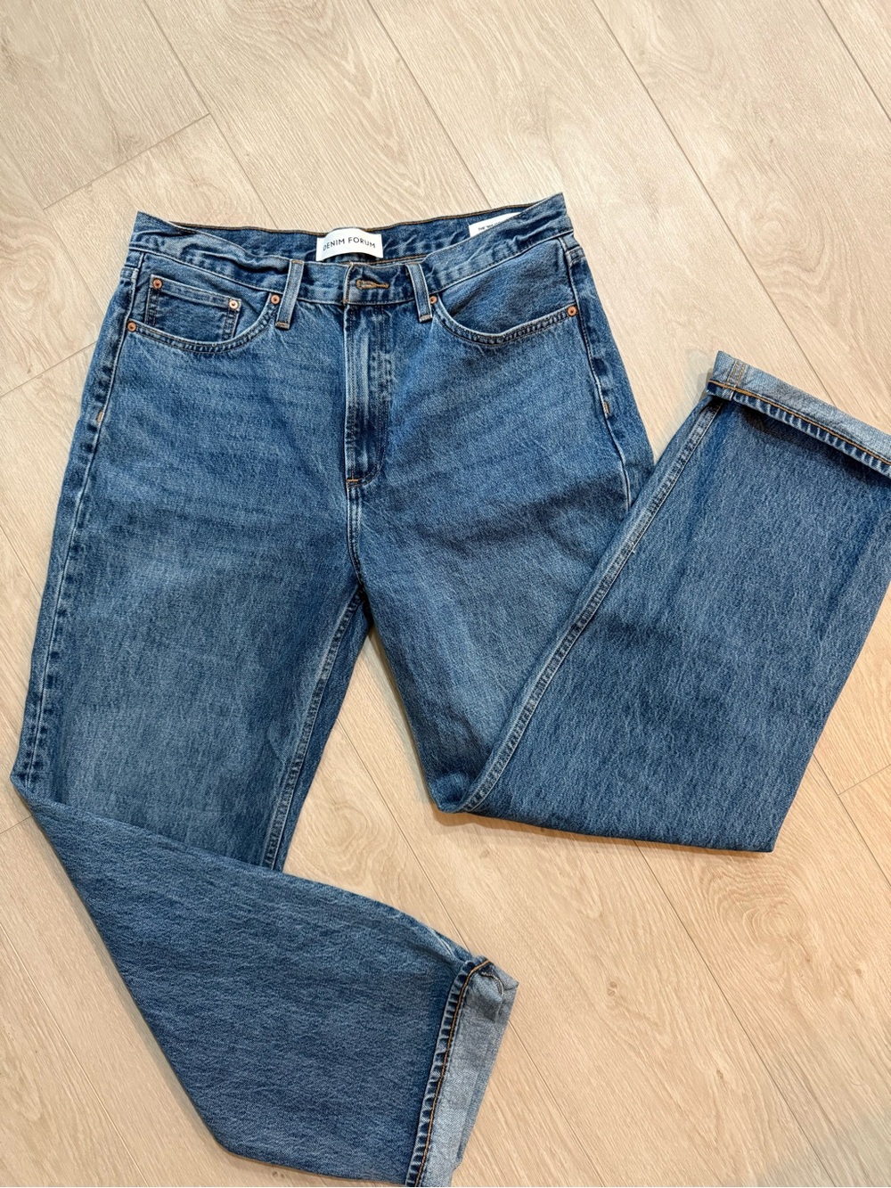 Denim Forum - 90s Iggy Low Rise Baggy  Jeans — Classic Blue Wash